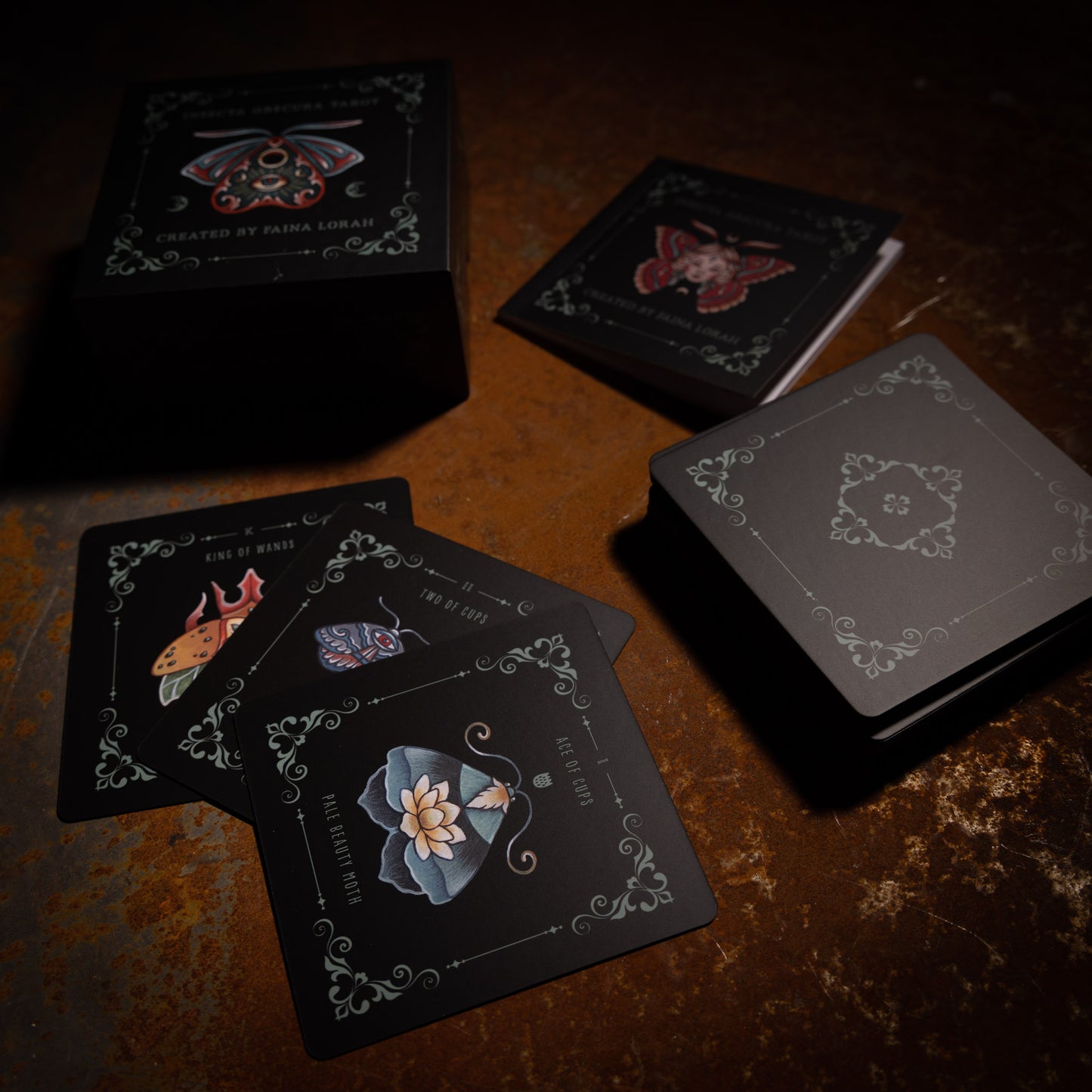 Tarotkort ✦ Insecta Obscura