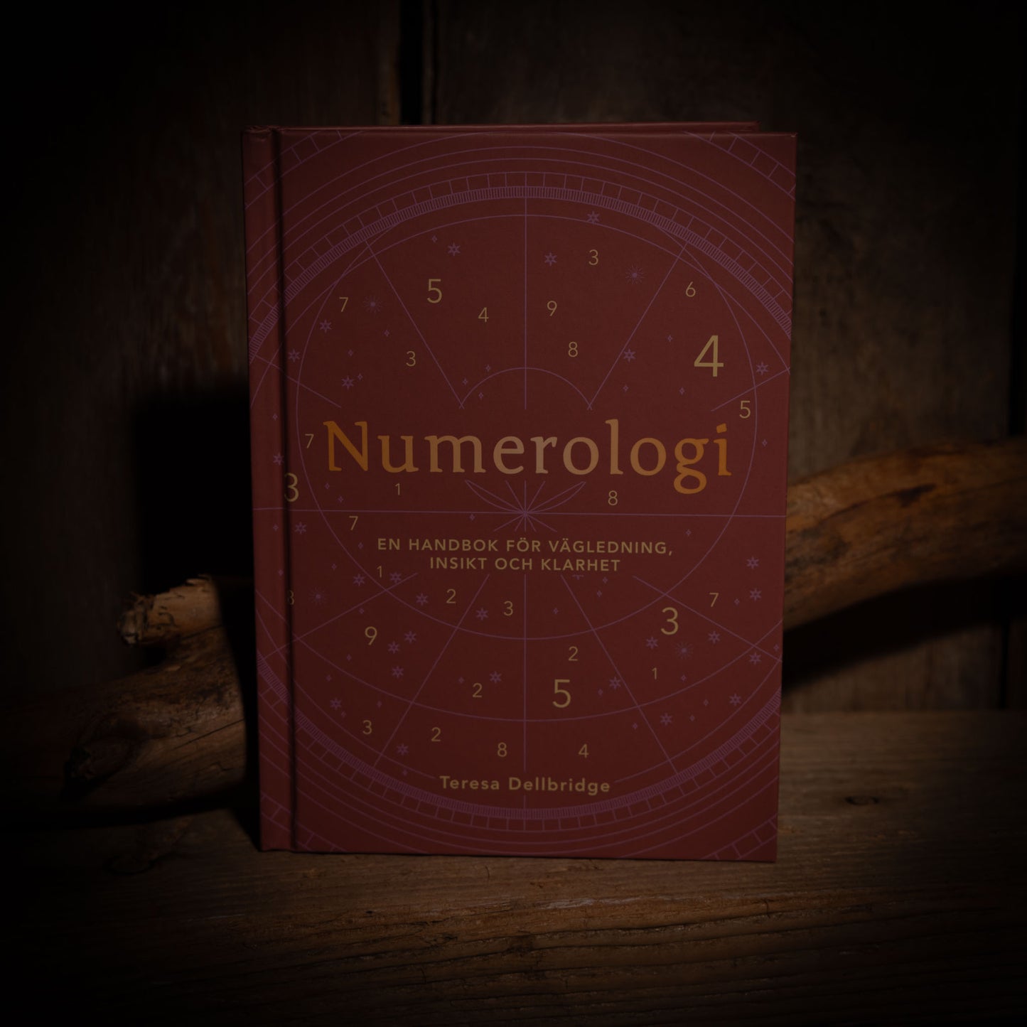 Bok ✦ Numerologi ✦ Teresa Dellbridge