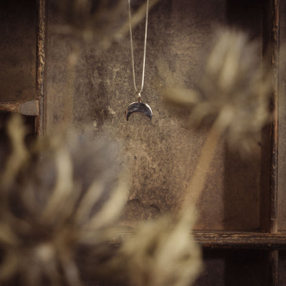 Måne ✦ Handgjort halsband