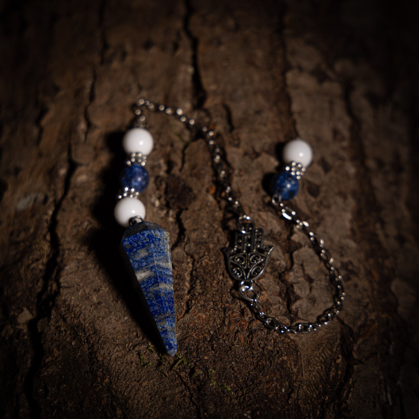 Pendel ✦ Lapis Lazuli ✦ Hamsa Hand