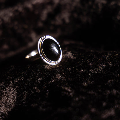 Onyx ✦ Oval ✦ Ring ✦ Äkta Silver