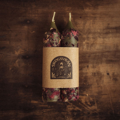 Handgjorda ritualljus av bivax ✦ Nyponros